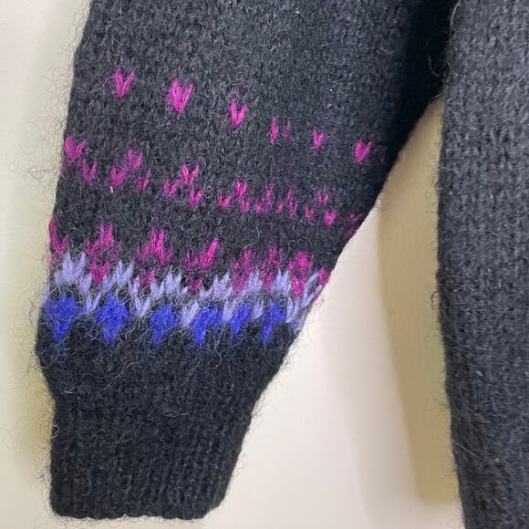 Vintage L.L. Bean Women's Size S Black Mohair-Nylon Fair Isle Cardigan Sweater - Picture 7 of 10